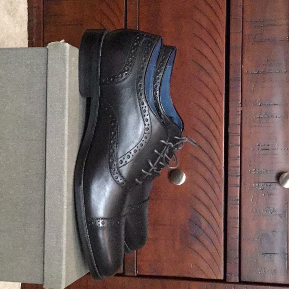 Aston Grey Collection Black Cap-toe Wingtips - Picture 7 of 7